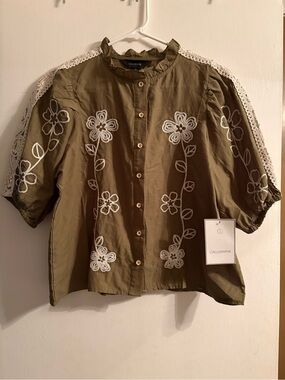 NWT Calligraphie Blouse with Flowers and Crochet Patterning